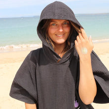 Afbeelding in Gallery-weergave laden, Surfponcho reizen - El Yaque - M/L - Unisex - Wave Hawaii