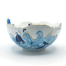 Afbeelding in Gallery-weergave laden, Schaal walvis - By the Sea - House of Disaster