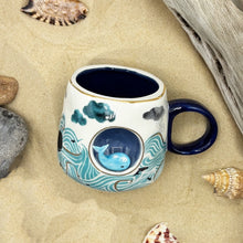 Afbeelding in Gallery-weergave laden, Mok 3D Walvis - By the Sea - House of Disaster
