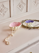 Afbeelding in Gallery-weergave laden, Schaaltjes schelpvorm - set van 2 - keramiek - lila/roze - RICE
