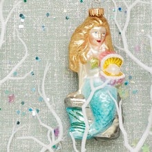 Afbeelding in Gallery-weergave laden, Kerstbal zeemeermin met parel
